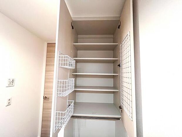 脱衣所は小さなお子様がいるご家庭にも重宝されます。