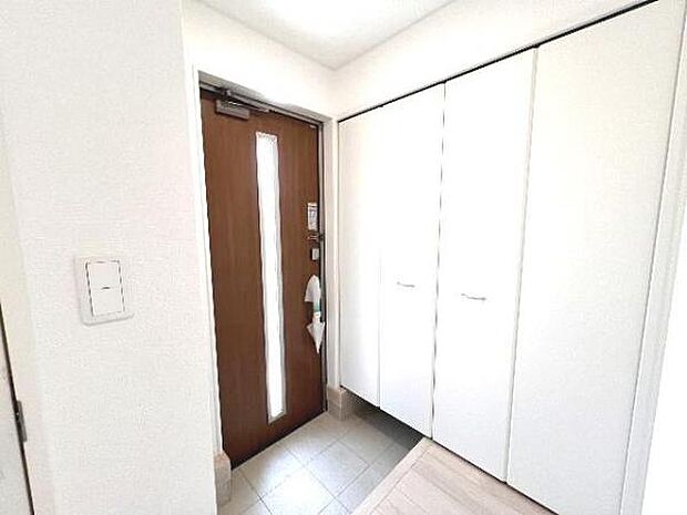 いつも気持ちよくご家族を迎えられる玄関です。