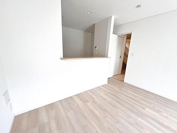 ご家族の温かい時間を演出するダイニングスペースです。