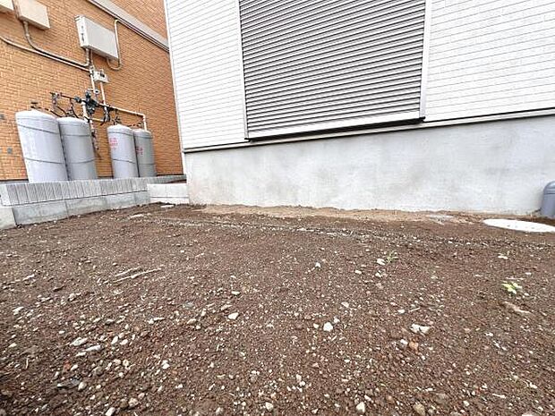 お庭スペースは、ガーデニングやお子様との外遊びなど多彩な用途でお楽しみいただけます。