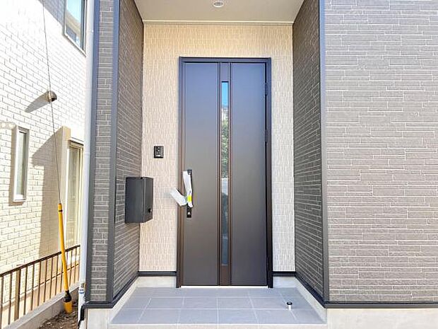 いつも気持ちよくご家族を迎えられる玄関です。