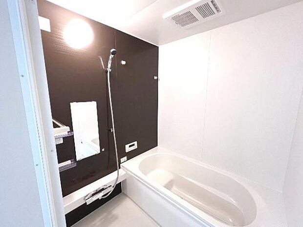 お風呂でほっとひといき。1日の疲れを癒しましょう。