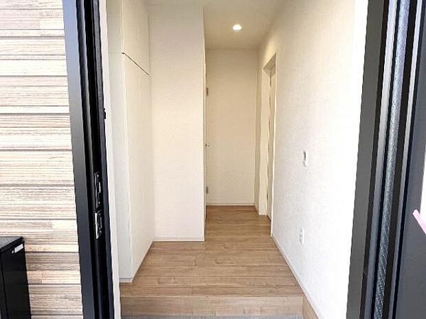 いつも気持ちよくご家族を迎えられる玄関です。