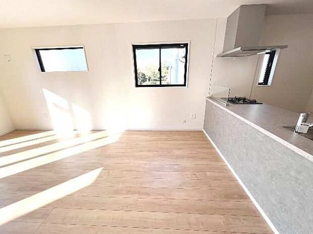 ご家族の温かい時間を演出するダイニングスペースです。