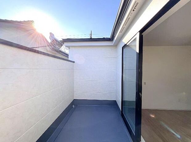 お洗濯ものを気持ち良く太陽の光で干せるのが嬉しいですね。