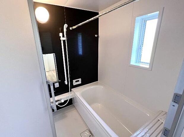 お風呂でほっとひといき。1日の疲れを癒しましょう。