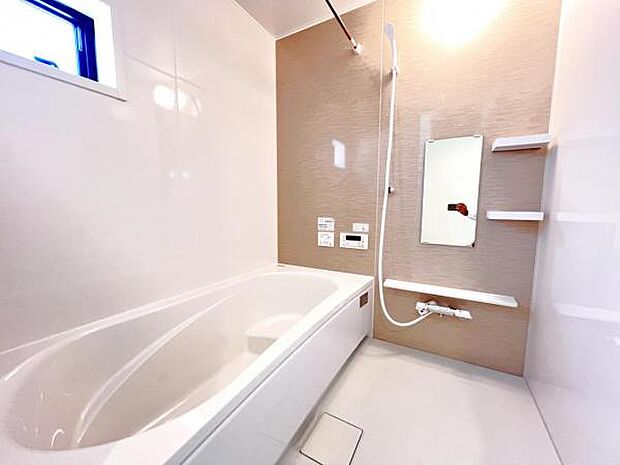 お風呂でほっとひといき。1日の疲れを癒しましょう。