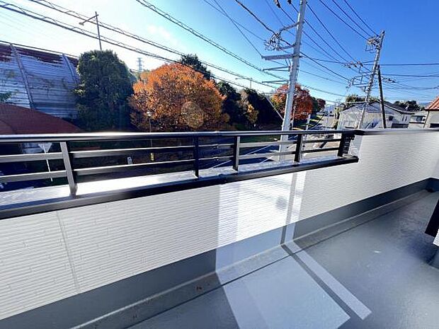 お洗濯ものを気持ち良く太陽の光で干せるのが嬉しいですね。