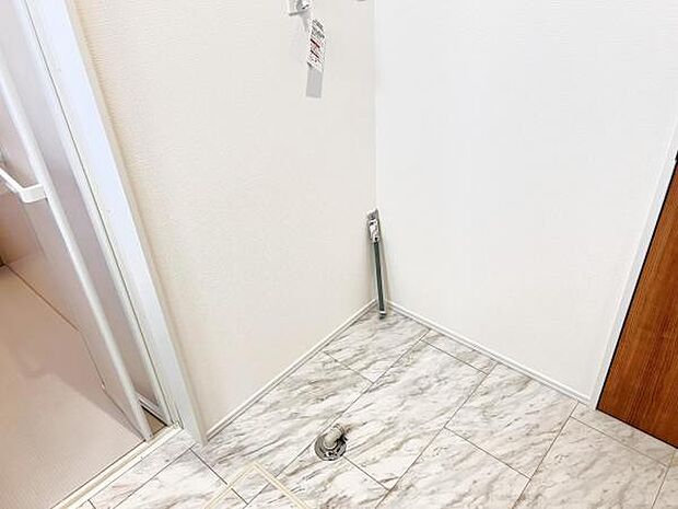 お天気を気にせずお洗濯ができ、室内干し可能です。