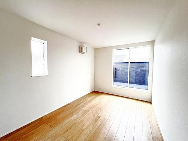 子供部屋にもちょうど良い大きさのお部屋です。