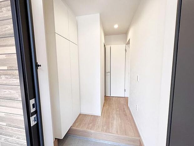 いつも気持ちよくご家族を迎えられる玄関です。