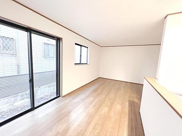 ご家族の温かい時間を演出するダイニングスペースです。