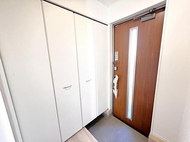 いつも気持ちよくご家族を迎えられる玄関です。