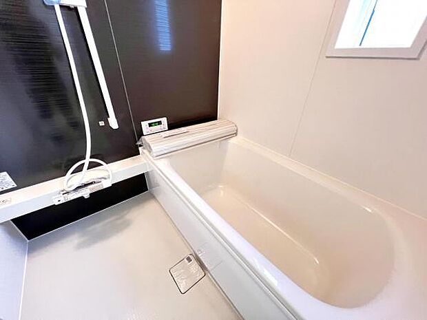 お風呂でほっとひといき。1日の疲れを癒しましょう。