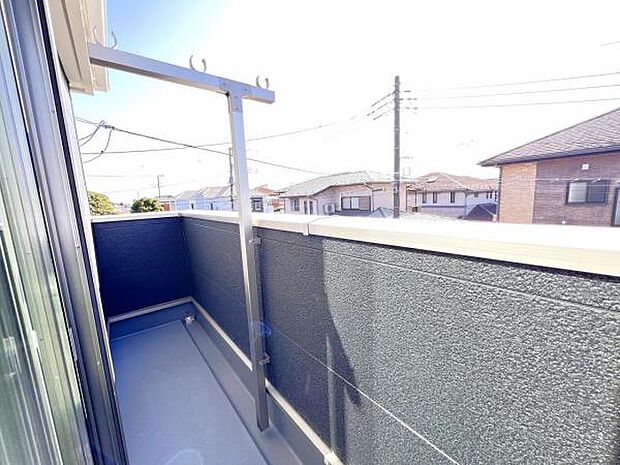 お洗濯ものを気持ち良く太陽の光で干せるのが嬉しいですね。