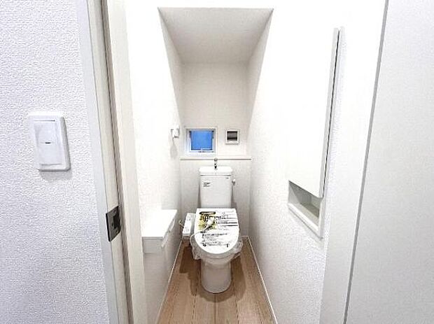 ほっと安らげるトイレ空間です。