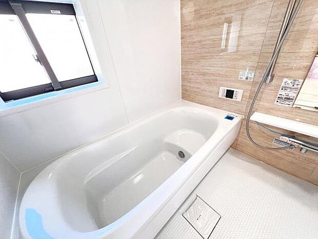 お風呂でほっとひといき。1日の疲れを癒しましょう。