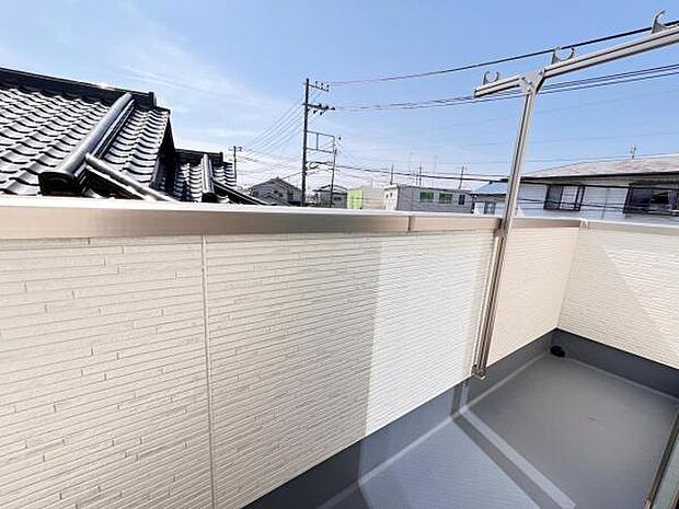 お洗濯ものを気持ち良く太陽の光で干せるのが嬉しいですね。