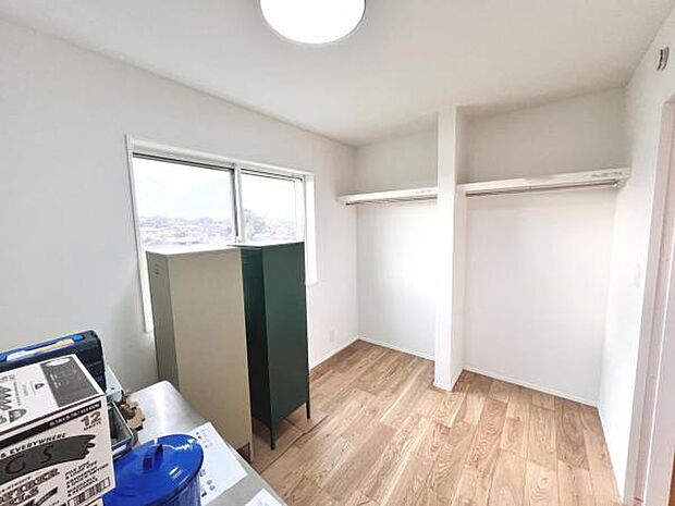子供部屋にもちょうど良い大きさのお部屋です。