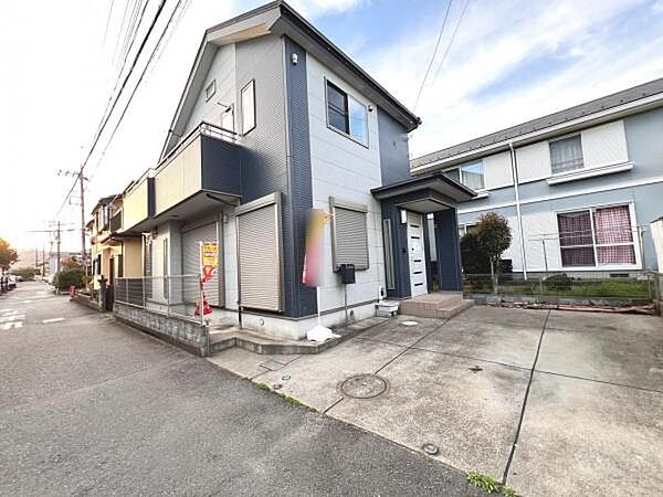 お庭スペースは、ガーデニングやお子様との外遊びなど多彩な用途でお楽しみいただけます。
