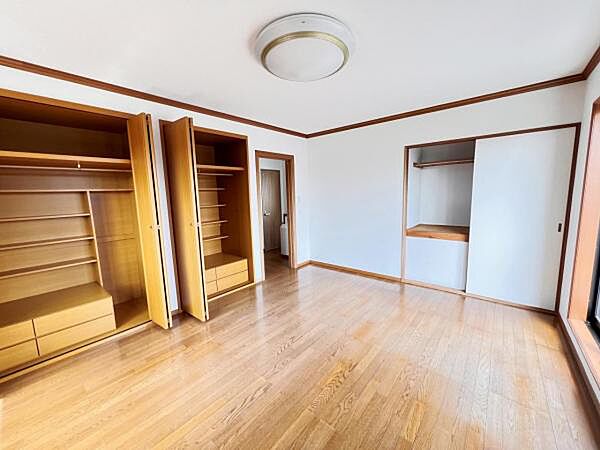 子供部屋にもちょうど良い大きさのお部屋です。
