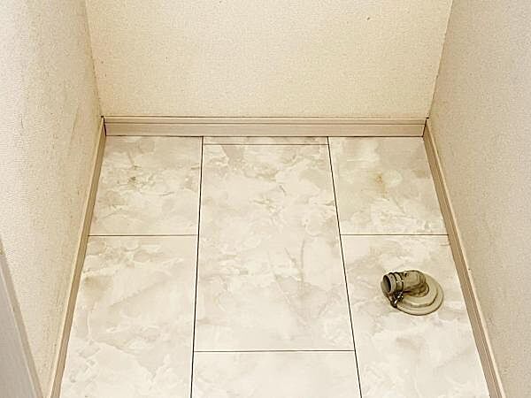 お天気を気にせずお洗濯ができ、室内干し可能です。