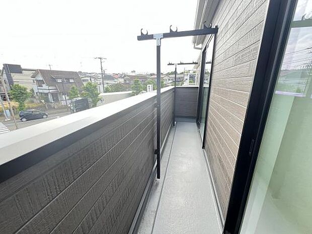 お洗濯ものを気持ち良く太陽の光で干せるのが嬉しいですね。