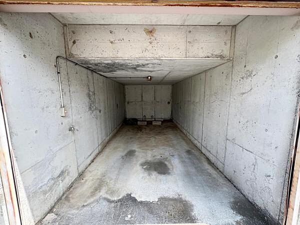 駐車場ももちろん完備しておりますのでお車所有の方にも心強いです。