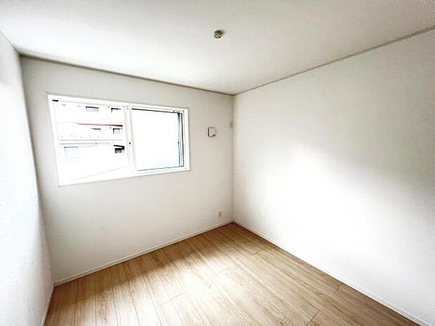子供部屋にもちょうど良い大きさのお部屋です。