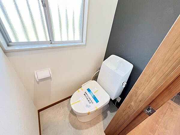 ほっと安らげるトイレ空間です。