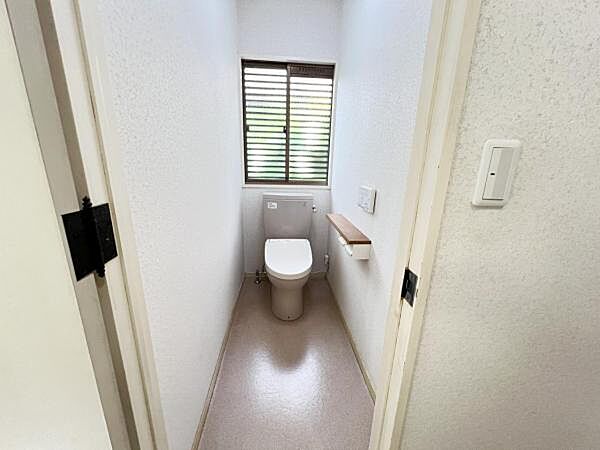 ほっと安らげるトイレ空間です。