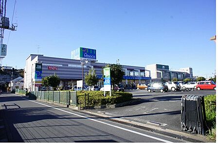 FUJI 戸室店まで約810m(徒歩11分)