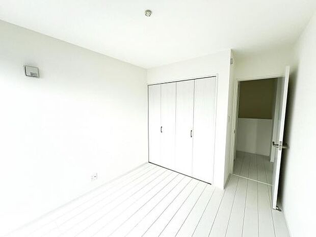 寝室にもご利用いただける居室スペースです。