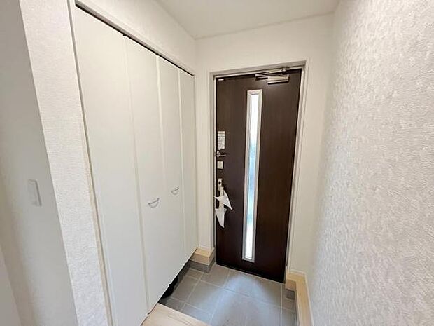 いつも気持ちよくご家族を迎えられる玄関です。