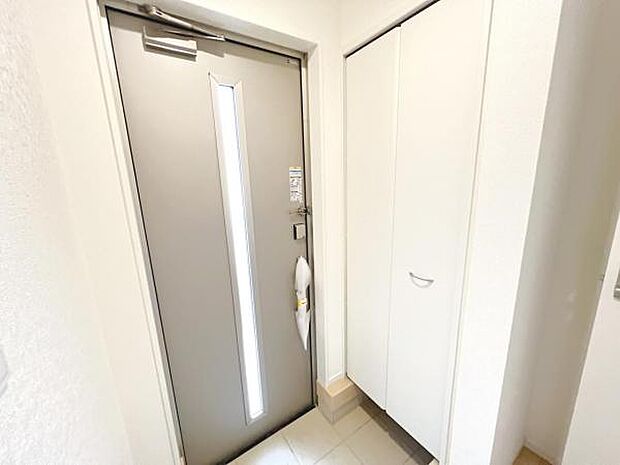 いつも気持ちよくご家族を迎えられる玄関です。