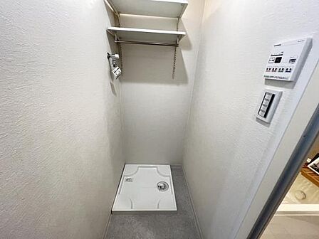 お天気を気にせずお洗濯ができ、室内干し可能です。
