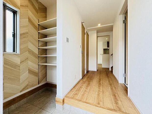 いつも気持ちよくご家族を迎えられる玄関です。