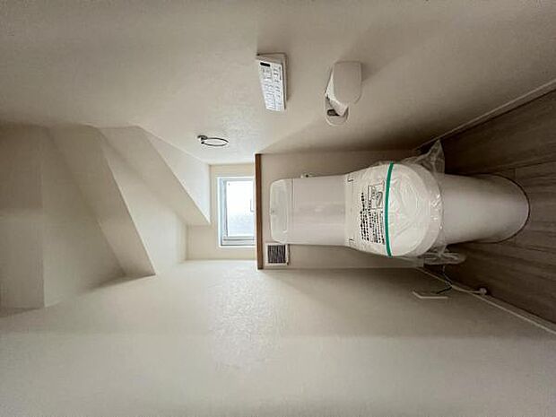 ほっと安らげるトイレ空間です。
