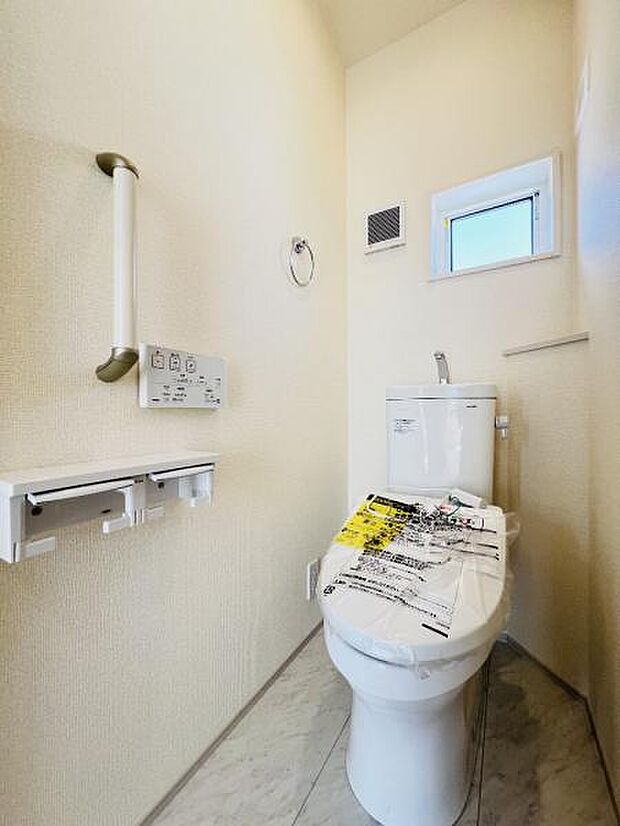 ほっと安らげるトイレ空間です。