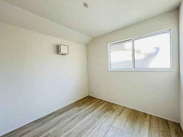 子供部屋にもちょうど良い大きさのお部屋です。