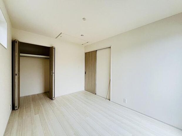 子供部屋にもちょうど良い大きさのお部屋です。