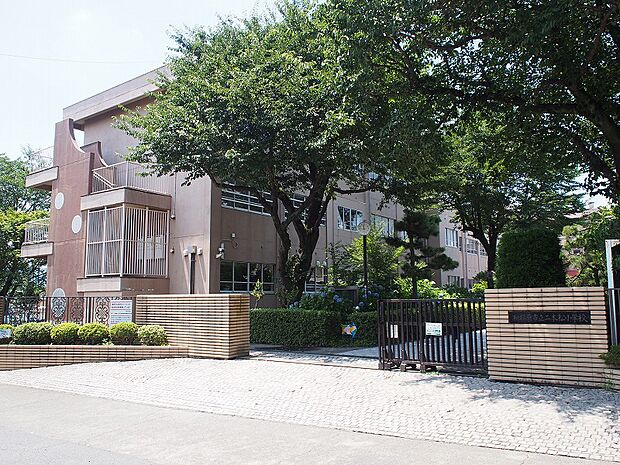 相模原市立二本松小学校まで約270m(徒歩4分)