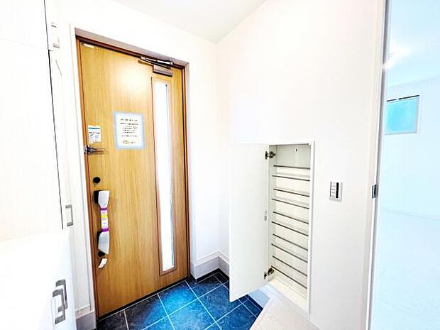 いつも気持ちよくご家族を迎えられる玄関です。