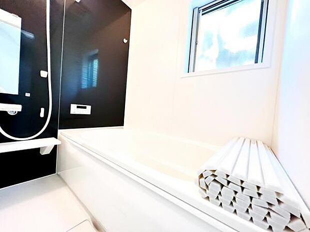 お風呂でほっとひといき。1日の疲れを癒しましょう。