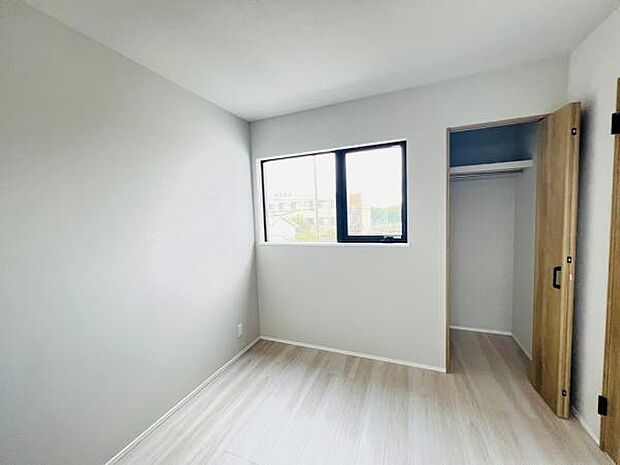 子供部屋にもちょうど良い大きさのお部屋です。