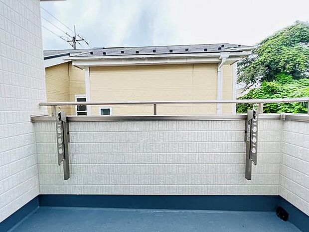 お洗濯ものを気持ち良く太陽の光で干せるのが嬉しいですね。