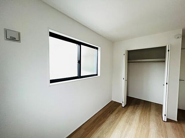 子供部屋にもちょうど良い大きさのお部屋です。