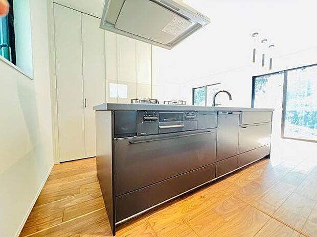 料理の時間が楽しくなるキッチンスペースです。