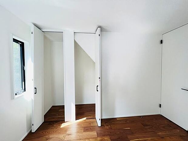 子供部屋にもちょうど良い大きさのお部屋です。