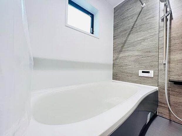 お風呂でほっとひといき。1日の疲れを癒しましょう。